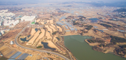 한전에너지공대 부지로 제공된 부영CC와 송림제 인근 부지. <연합뉴스>